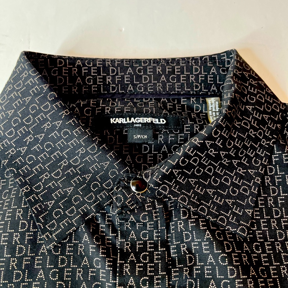Karl Lagerfeld Paris logo printed button down shirt NWT Black Small